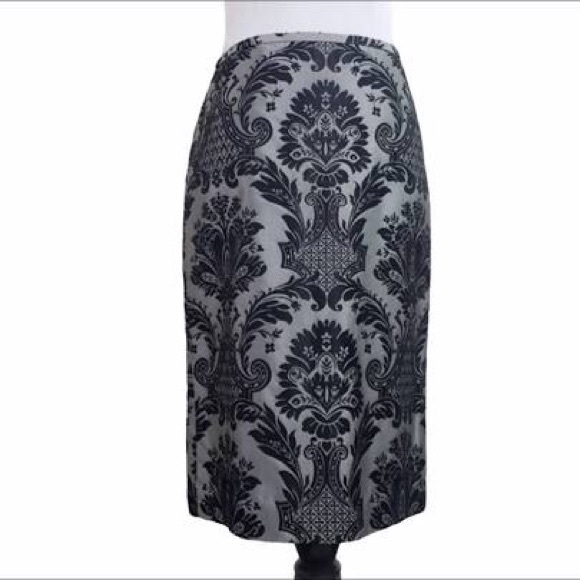 Ann Taylor LOFT Silver & Black Print Pencil Skirt - Picture 4 of 5